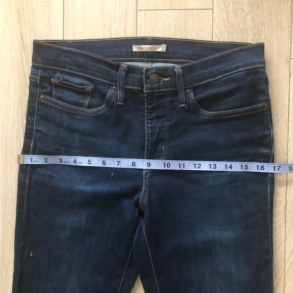 Levi’s Shaping Straight 314 Jeans in Dark Wash Size 29 - Picture 6 of 16